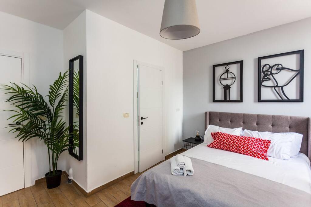 Perfectly Located Studio, Seaview, 2 Min To Sea! #6 Tel Aviv Exterior photo